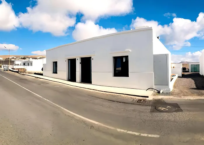 Апартаменты Alegranza In The Beautiful Village Of Mozaga, Lanzarote Мосага
