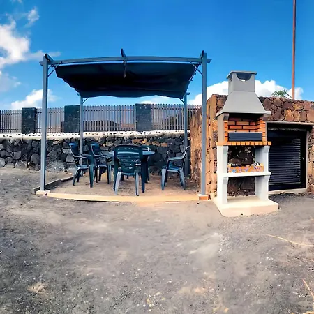 Alegranza In The Beautiful Village Of Mozaga, Lanzarote 아파트