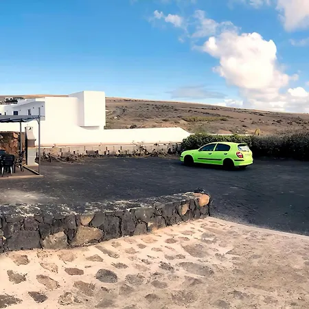 Апартаменты Alegranza In The Beautiful Village Of Mozaga, Lanzarote Мосага