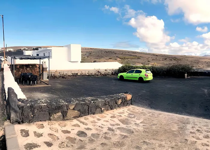 Апартаменты Alegranza In The Beautiful Village Of Mozaga, Lanzarote Мосага